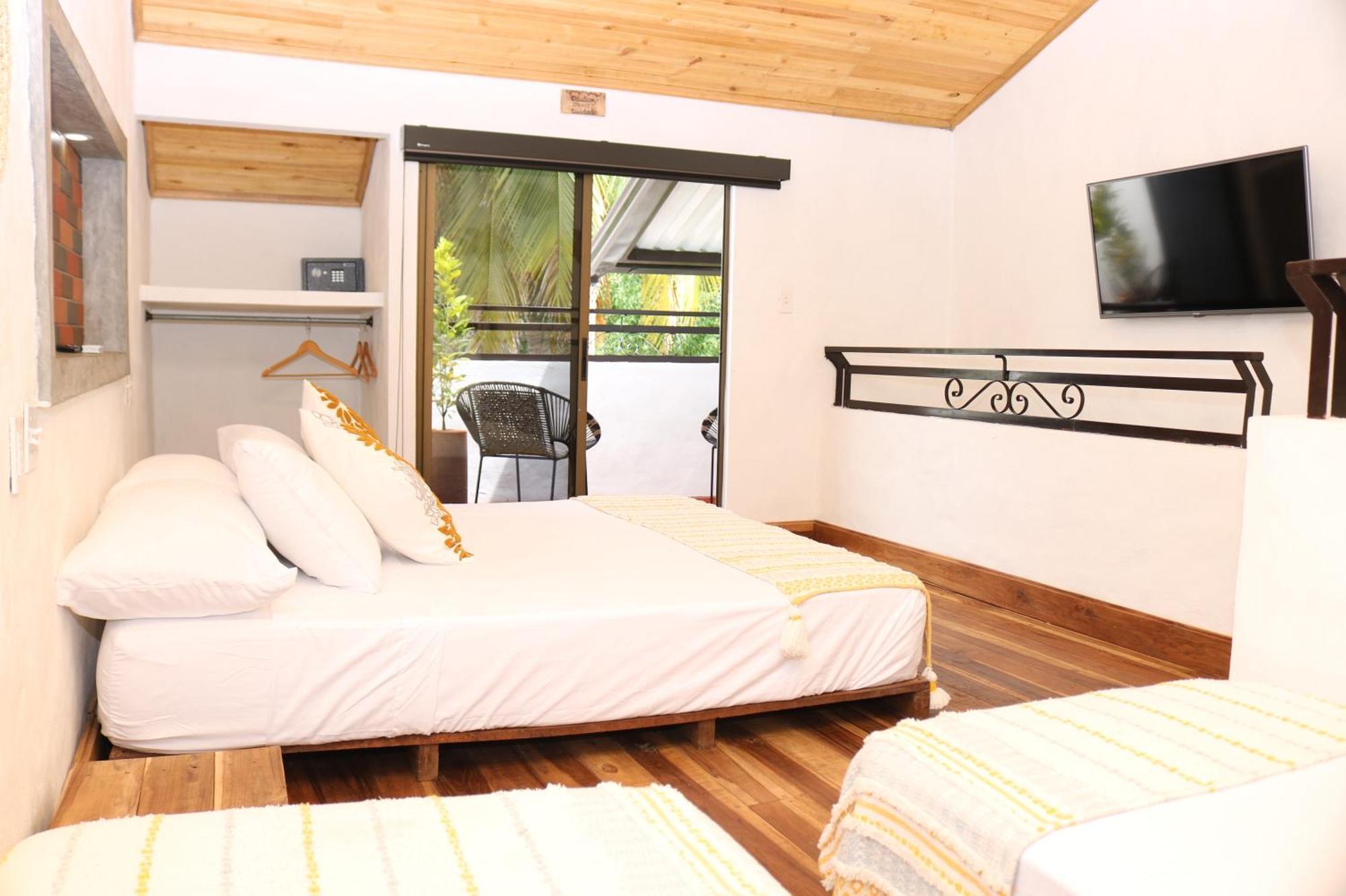 Honda Colonial Magdalena Resort Bagian luar foto